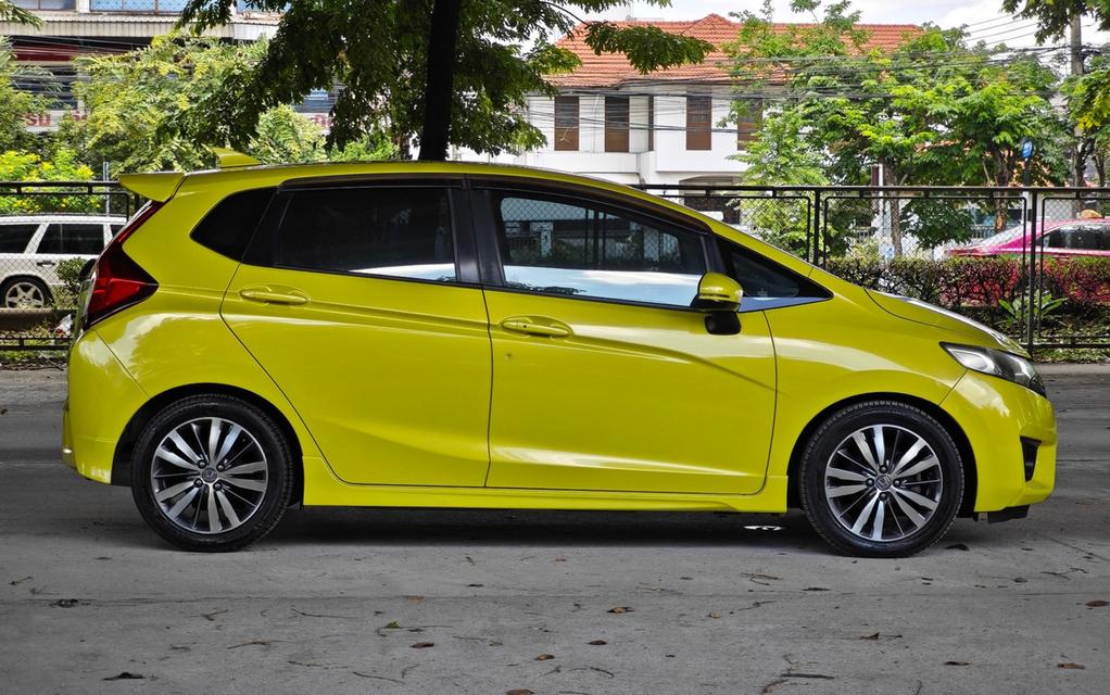 Honda Jazz 1.5 SV AT ปีคศ. 2014  4