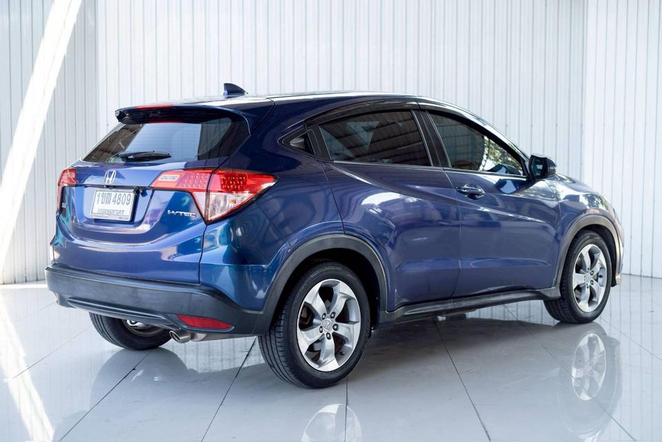 HONDA HRV 1.8 E ปี 2015 สีน้ำเงินโฉม ปี14-21 รูปที่ 6