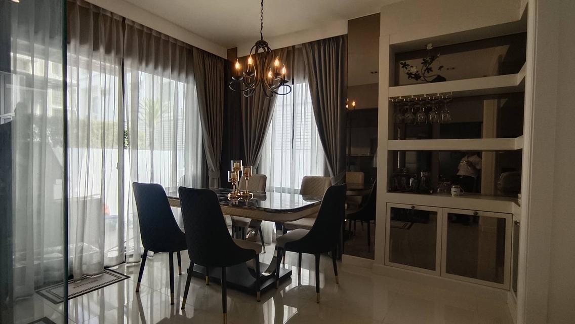 ทาวน์โฮมโครงการ The Landmark เอกมัย-รามอินทรา ทำเลดีในย่าน CBD ใกล้ทางด่วน 3