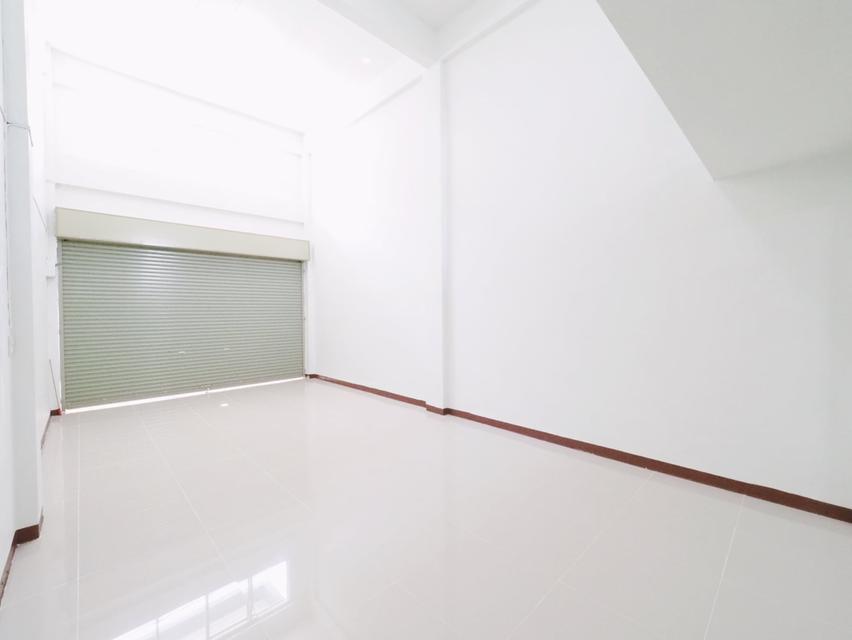 ขายอาคารพาณิชย์ 3.5 ชั้น+ดาดฟ้า ม.บัวทองธานี ขนาด 15 ตรว. 5นอน 3น้ำ [บางใหญ่-กาญจนาภิเษก] ขาย 1.99ล้าน 3