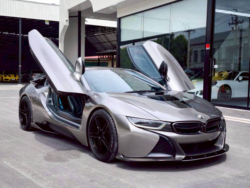 รหัสรถ KPV1067 2018 BMW i8 1.5 HYBRID Pure Impulse สีดำ WRAP สีน้ำตาล 