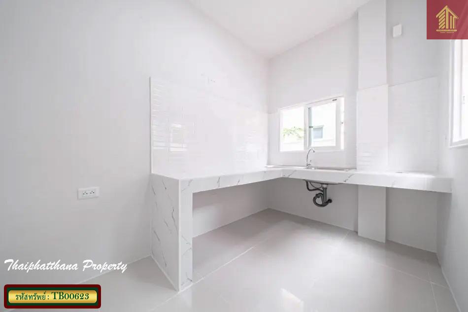 เดอะ เซนโทร วัชรพล (The Centro Watcharapol) 12