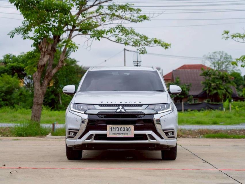 ขาย Mitsubishi Outlander 2.4GT 4wd ปี21