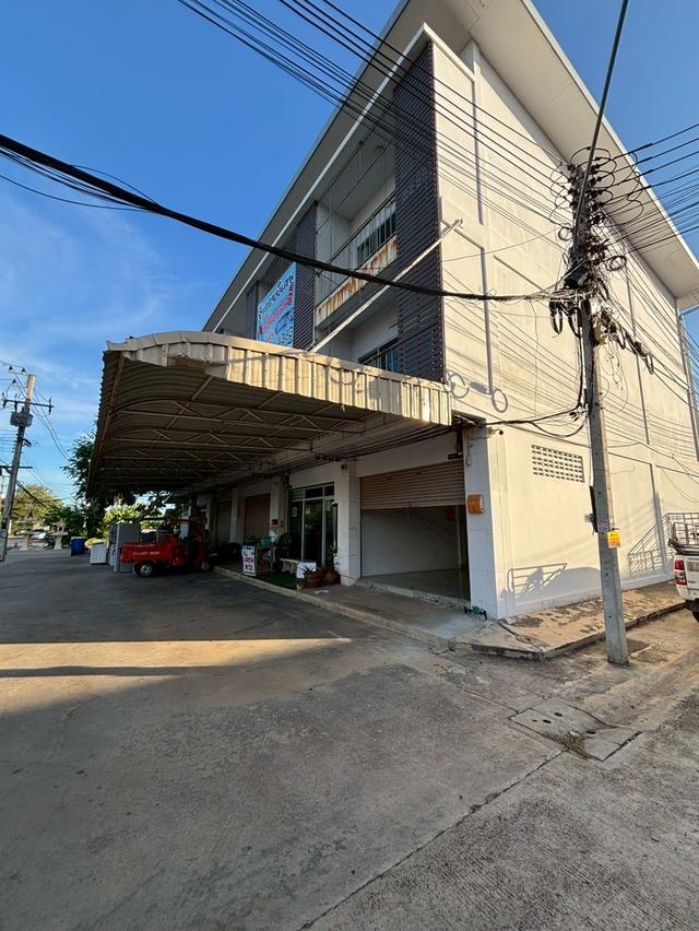 ขายด่วน✨ ตึก3ชั้นใกล้โรงเรียนนาคประสิทธิ์ 12