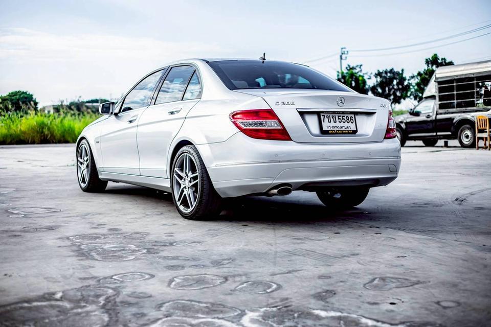 Benz C200 CGI BE สีดำ ปี 2011 สีเทา 8