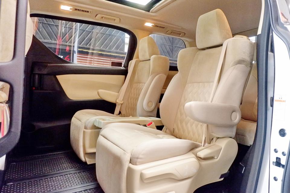 Toyota vellfire 2.5 hybrid X ปี 2021 ไมล์ 86,000 km 14