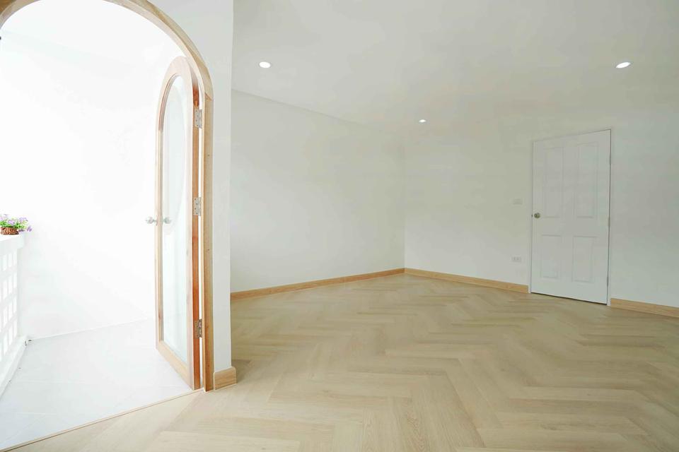 ทาวน์เฮ้าส์หมู่บ้าน บก.ทหารสูงสุด 11