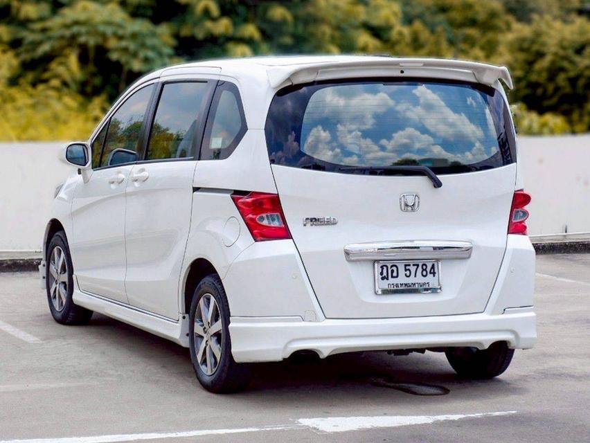 รหัสรถ QT5784 Honda Freed 1.5 SE เกียร์ Auto สีขาวมุก ปี2010 11