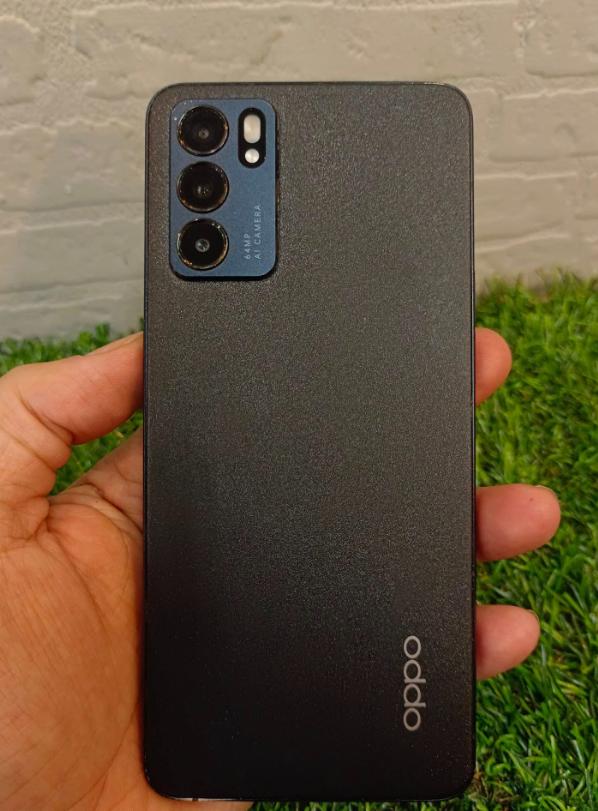 ขายมือถือ Oppo Reno 6 