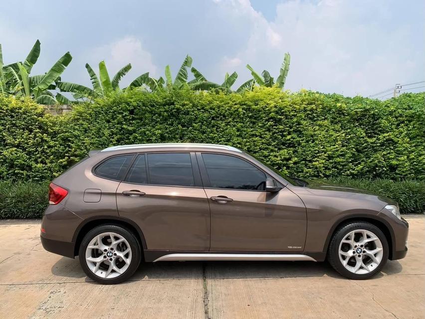 รถบ้านเจ้าของขายเอง BMW-X1 สภาพเดิมๆพร้อมใช้ไมล์เพียง 145995 กิโลเมตร ภายในสะอาด เกียร์อัตโนมัติ เบาะหนังแท้ปรับไฟฟ้า ครบๆ สนใจดูตัวรถ โทร 0957535837 รูปที่ 8