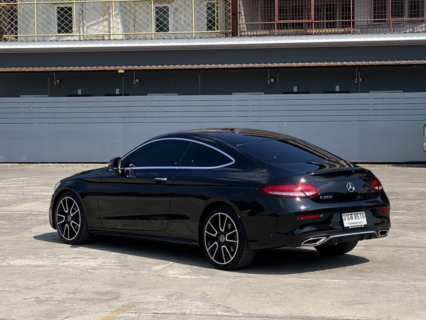 Mercedes Benz C200 Coupe AMG dynamic รูปย่อยที่ 4