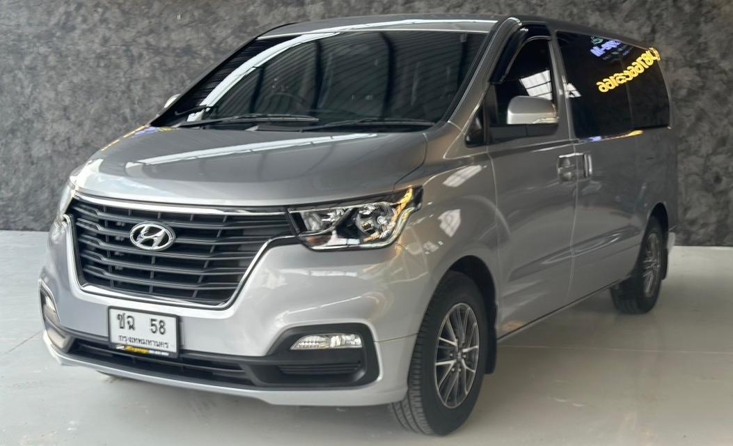 Hyundai H1 Touring 2019 รหัส JRS58