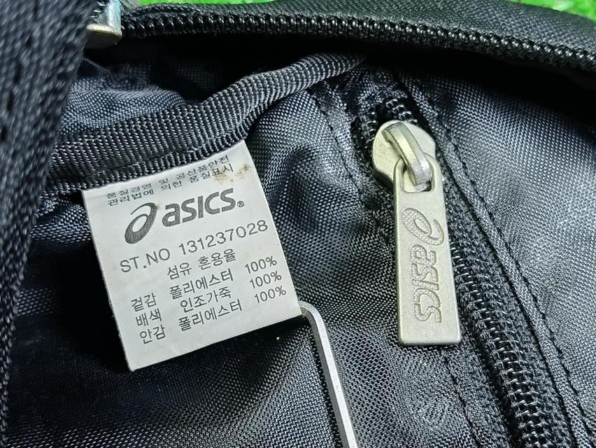 Asics สะพายข้าง 11