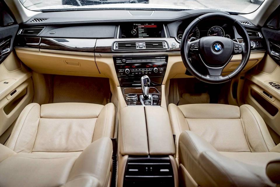 รหัสรถ PR20 Bmw 730 Li ( Model F02 LCI )ปี 2015  12