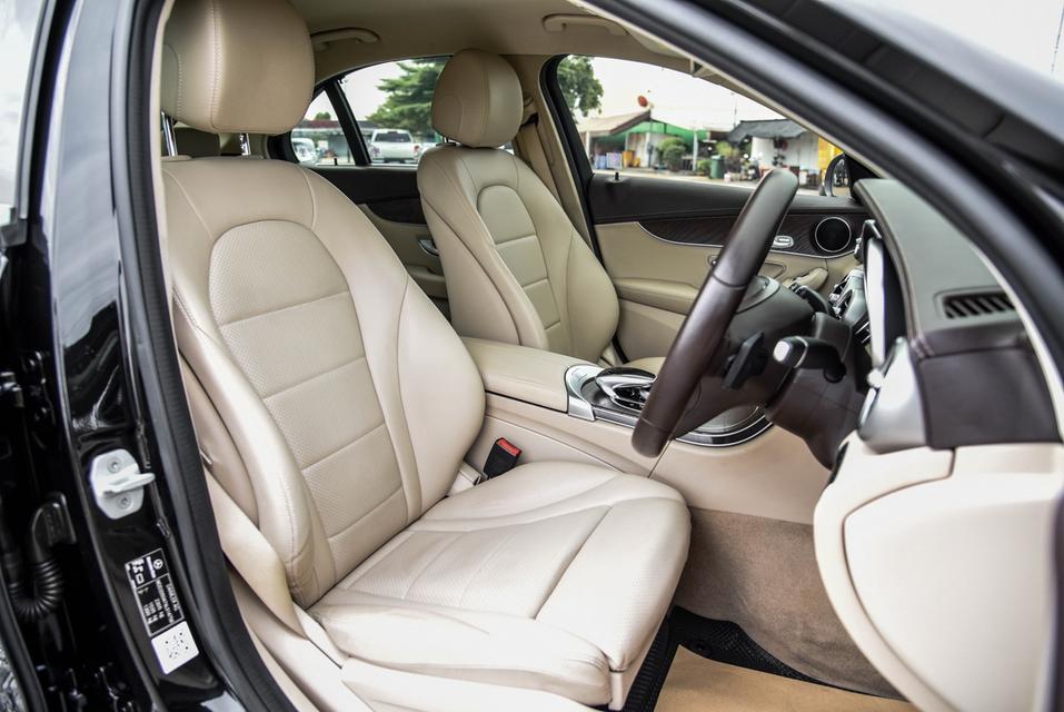 รหัสรถ CBL6535 Mercedes-Benz C350e 2.0 Exclusive AT 2017
