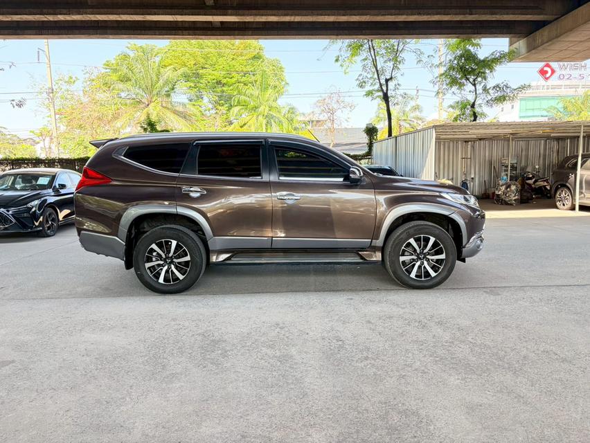 Mitsubishi Pajero Sport 2.4 GT Premium 4WD  ปี 2017 เพียง549,000บาท มือเดียว ท็อป ขับสี่  เบาะไฟฟ้าคู่หน้า แผนที่ กล้องถอย ไม่รวมป้ายทะเบียนครับ ไมล์9 รูปที่ 6