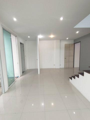 ให้เช่าทาวน์โฮม4ชั้นห้องมุม 300ตร.ม.ย่านรามอินทราใกล้แฟชั่นไอแลนส์,MRTวงแหวนรามอินทรา สามารถจดทะเบียนบริษัทได้ 7