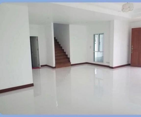 บ้านเดี่ยวหรู หลังริม พร้อมสระว่ายน้ำส่วนตัว หมู่บ้าน พนาสนธิ์ ไพรเวทโฮม  หทัยราษฎร์ 37 4