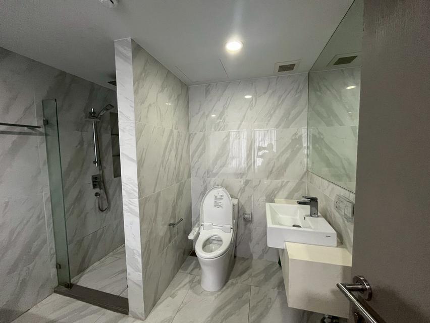 Ideo Mobi Sukhumvit 40 11