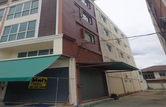 ขาย/ให้เช่า อาคารพาณิชย์ 4 ชั้นครึ่ง ห้องริม จอดรถได้ ตรงข้าม Central Westville เหมาะสำหรับทำเป็น Office ทำเลดี 20,000 บาทต่อเดือน 1