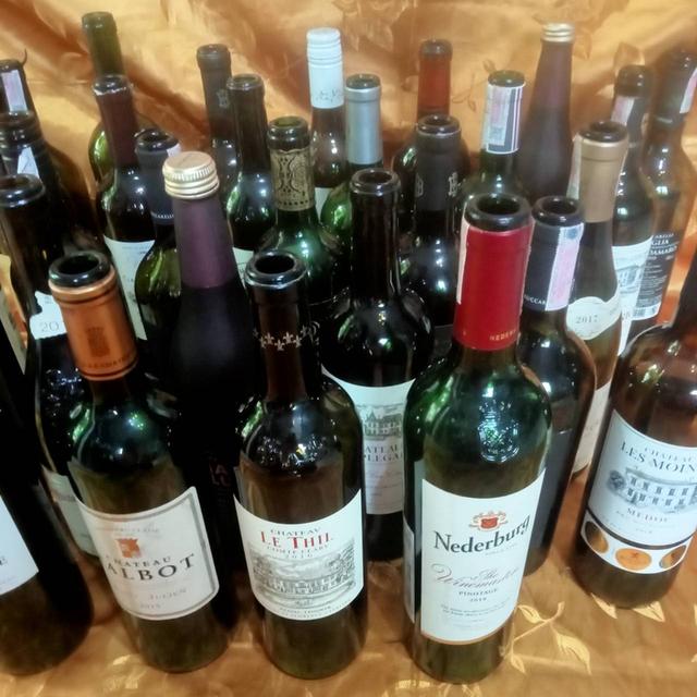 ขวดไวน์เก่า ใช้ตกแต่งร้าน+บ้าน  3