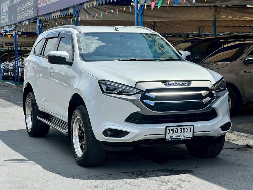 รถมือเดียว ฟรีดาวน์ ฟรีประกันชั้น 1 จ้า Isuzu Mu-X 1.9 Luxury 2WD รูปย่อยที่ 3