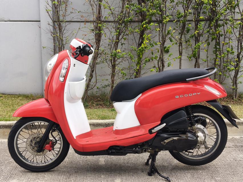 Honda Scoopy i หัวฉีด ปี2012 สี แดง ขาว