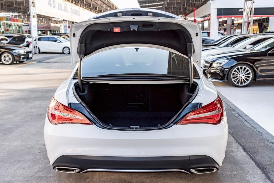 รหัสรถ NP7848 BENZ CLA200 URBAN FACELIFT 2018 11
