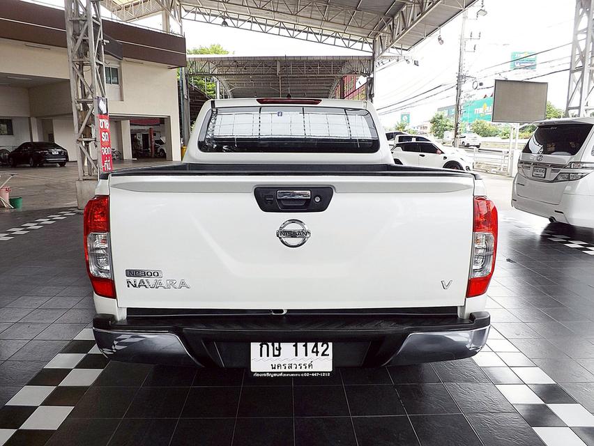 รหัสรถ KCY1142 NISSAN NAVARA NP300 DOUBLE CAB CALIBRE 2.5V AUTO ปี 2015 สีขาว 8