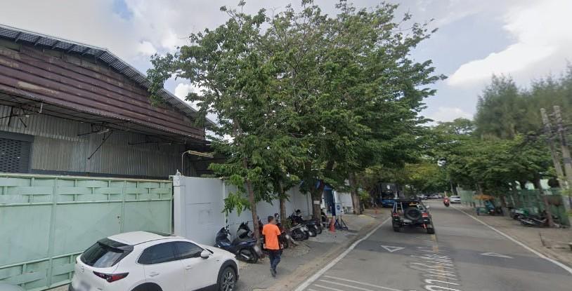 ให้เช่าโกดัง 2,300 ตร.ม.ถนนหน้าโกดังกว้าง รถเทรลเลอร์เข้าออกได้สะดวก ใกล้สนามบินดอนเมือง เหมาะสำหรับเป็นศูนย์กระจายสินค้าหรือคลังสินค้า