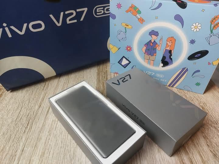 ขาย Vivo V27 มือถือสวยๆ 8