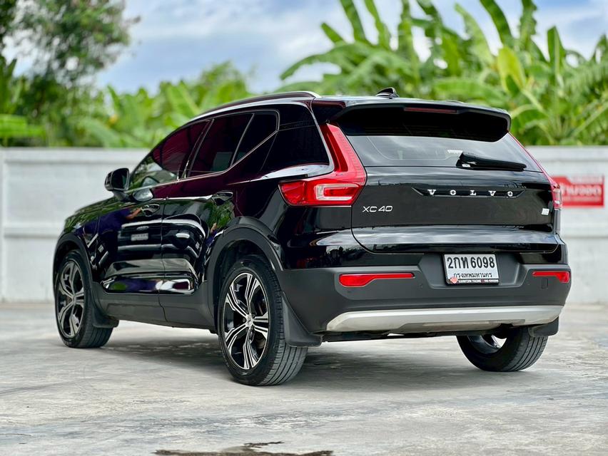 ปี 2021 VOLVO XC40 Recharge T5 Inscriptionโฉม ปี18-ปัจจุบัน (จดทะเบียน2022)สีดำ ตัวท็อป
