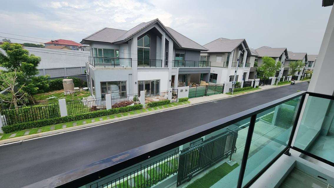 ขาย/เช่า บ้านเดี่ยว บางกอก บูเลอวาร์ด ซิกเนเจอร์ ลาดพร้าว-เสรีไทย ตกแต่งครบ   18