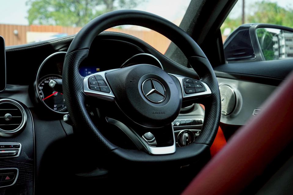 Mercedes-Benz C250 2.0 Coupe AMG Dynamic W205 AT 2017 รูปที่ 18