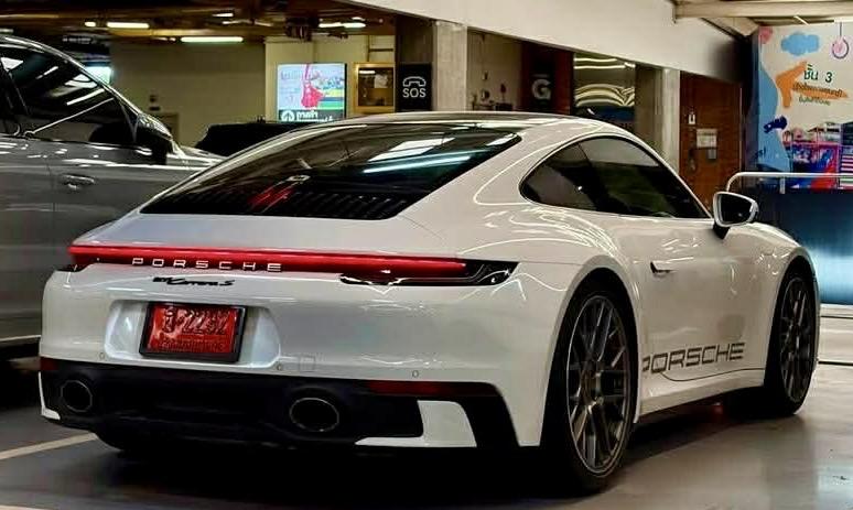 Porsche 992 Carrera S รูปที่ 2