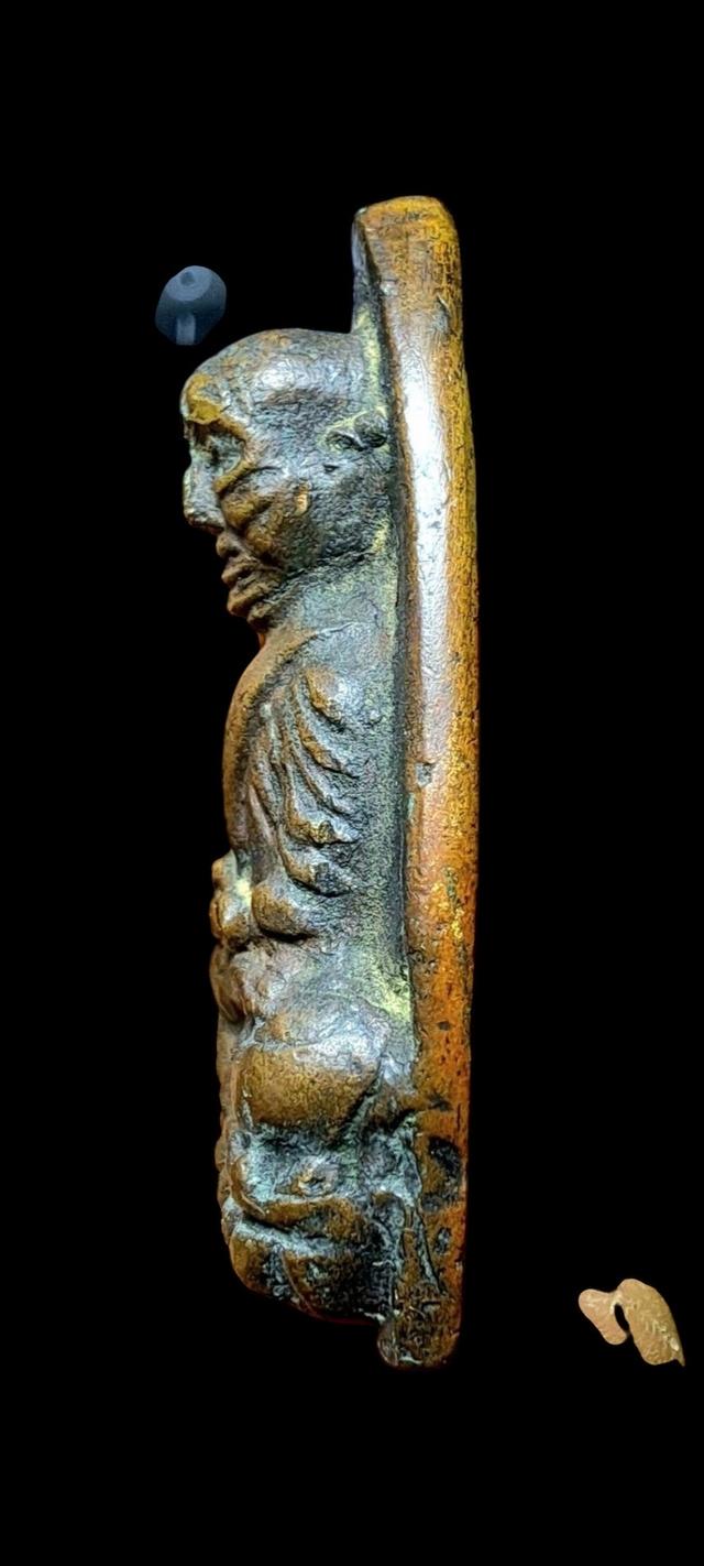 หลวงพ่อทวด หลังเตารีด พิมพ์ใหญ่ A ปี 05 รูปที่ 4