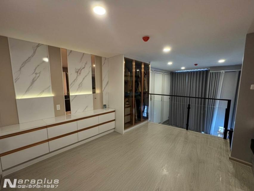 68010058 : ขายห้องชุดพักอาศัย แบบ ห้อง Duo Space ขนาด 1 ห้องนอน  พื้นที่ 24.57 ตร.ม. โครงการ ออริจิ้น ปลั๊ก & เพลย์ รามคำแหง ทริปเปิ้ล สเตชั่น เชื่อมต 6