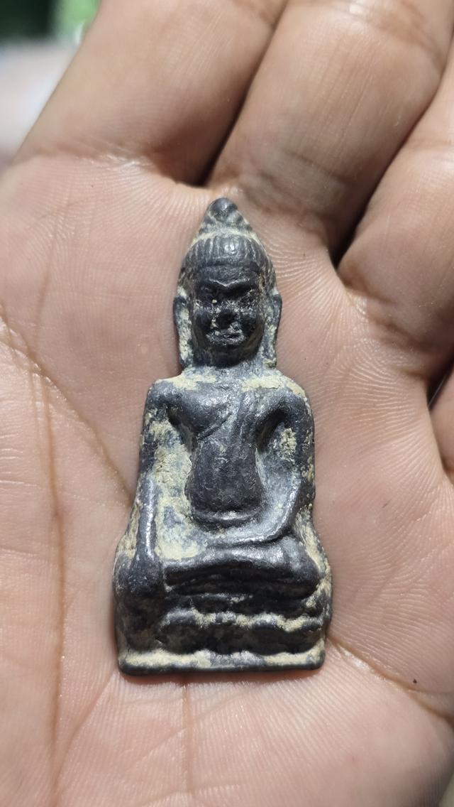 พระหูยานลพบุรี พิมพ์ใหญ่ เนื้อชินเงิน