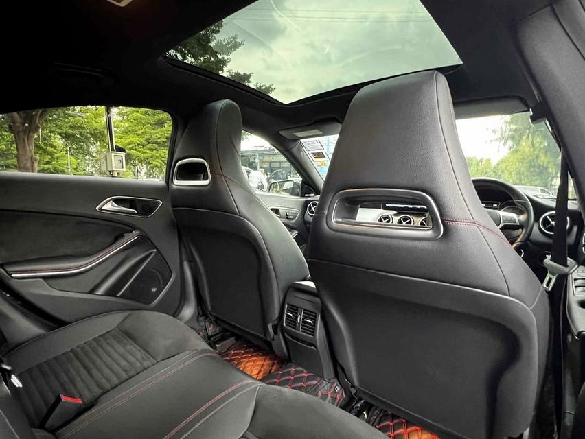 Mercedes Benz CLA220 CDI AMG 12