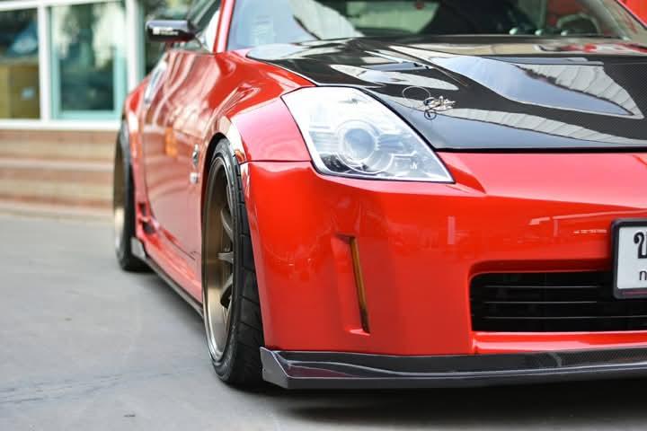 Nissan 350 Z สีแดง 7