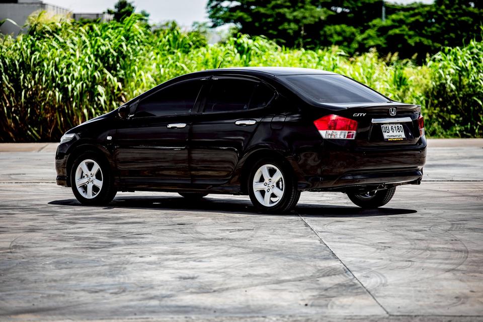 Honda City 1.5V ปี 2009  สีดำ มือเดียวป้ายแดง 8