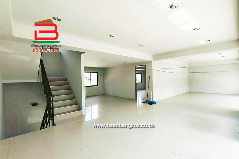 โฮมออฟฟิศ เวร่า บิสเน็ท ร่มเกล้า-สุวรรณภูมิ เนื้อที่ 46.8 ตร.ว ใกล้ท่าอากาศยานสุวรรณภูมิ ถนนรามคำแหง แขวงคลองสามประเวศ เขตลาดกระบัง 3
