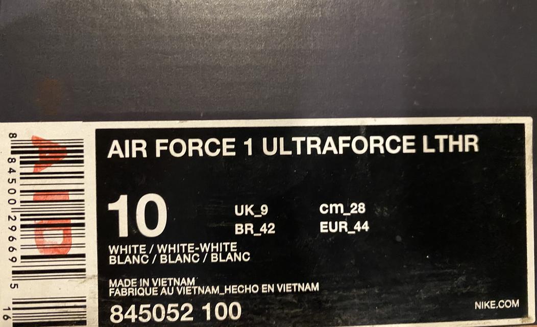 NIKE AIR  LTD  5