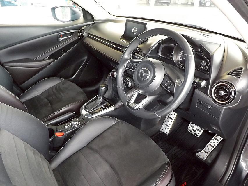 รหัสรถ KCY9381 MAZDA 2 HATCH 1.5 XD Sports High Plus AUTO ปี 2018 สีเทา ดีเซล รูปที่ 9