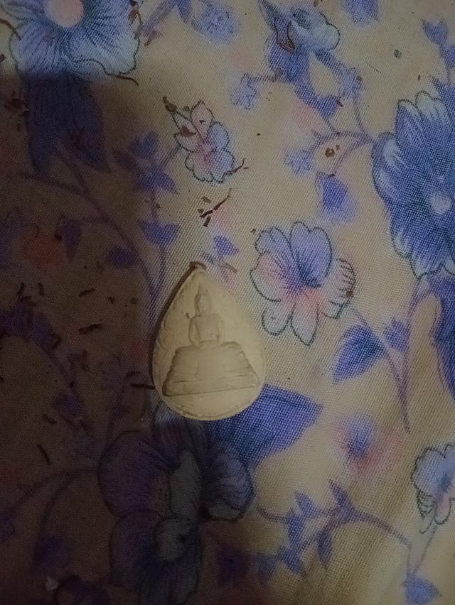 พระผงหลวงพ่อโสธรสภาพใหม่ไม่ผ่านการใช้งาน