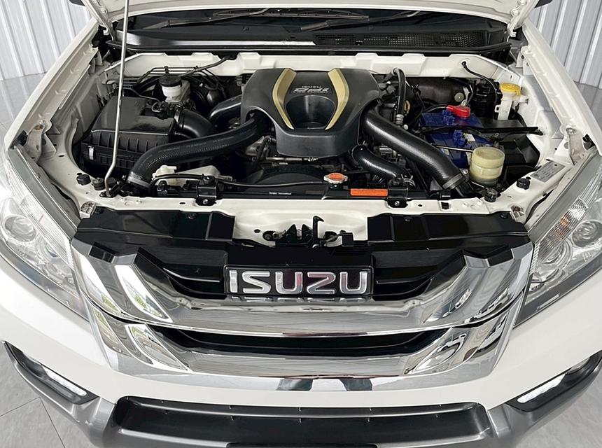 Isuzu Mu-X 3.0 DVD NAVI ดีเซล เกียร์ออโต้ ปี2015