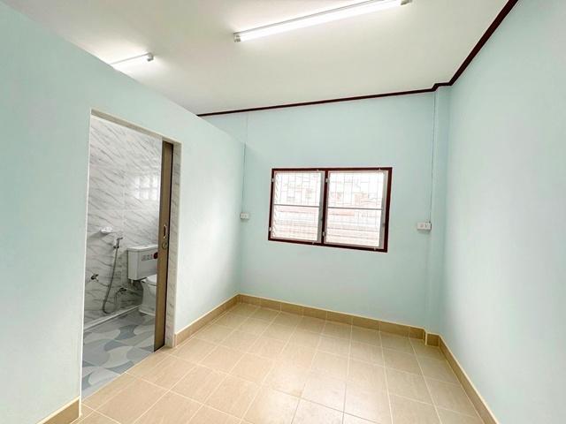 ซ.สุขุมวิท 40-48 ใจกลางเมือง 16ตร.วา. BTSพระโขนง200ม. ให้เช่าอาคารพาณิชย์ 2 ชั้น รร.เซนต์แอนดรูส์อินเตอร์เนชันแนล 1.7 กม 7