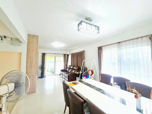 ตกแต่งพร้อมเฟอร์ฯ ร่มรื่น วิวสวน บ้านเดี่ยว 2 ชั้น แพรกษา ศรีนครินทร์ สุขุมวิท บางนา รร.นานาชาติคริสเตียน 2.7 กม. หลังมุ 2