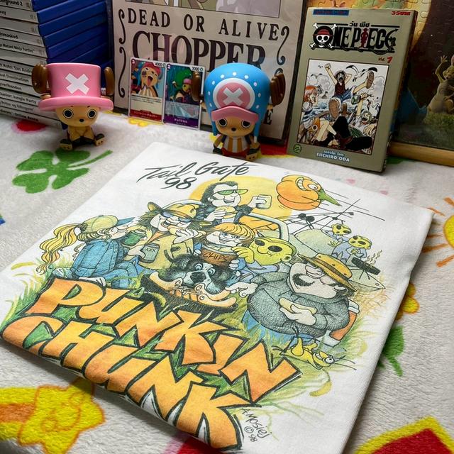 เสื้อยืดการ์ตูนมือสองวินเทจ