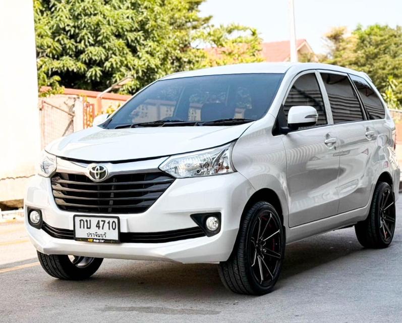 Toyota Avanza ขายตามสภาพ 2